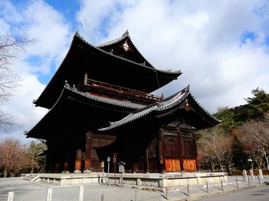 Asya 'daki eski tapınağın manzarası