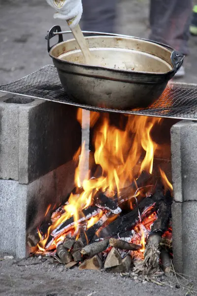 Preparing Food Camp Hot Food Boiling Big Pot Fire — Stock Photo, Image