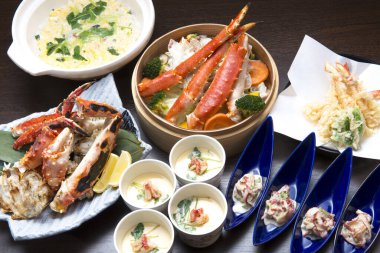 Lezzetli deniz ürünleri tabağı yakın çekimde.