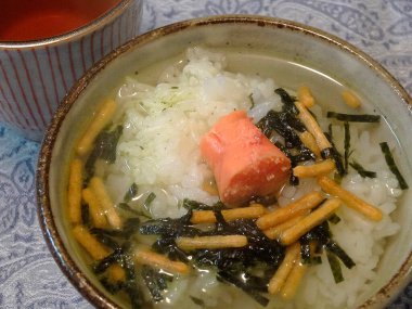 Japon yemeği mi? Yosun ve yosunlu pirinç