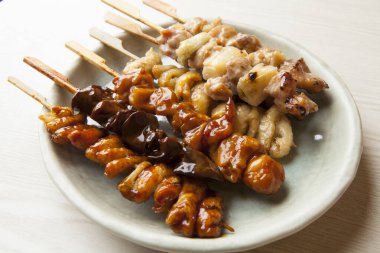 Teriyaki soslu ızgara tavuk eti.