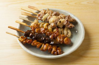 Teriyaki soslu ızgara tavuk eti.