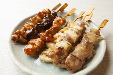 Teriyaki soslu ızgara tavuk eti.