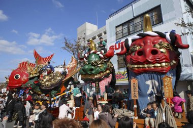 Karatsu Kunchi Japon festivali Japonya 'nın Saga ilinin Karatsu kentinde                    