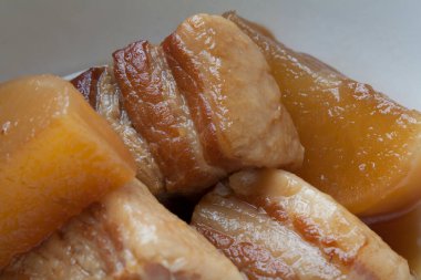 Kızarmış domuz eti fotoğrafı. 