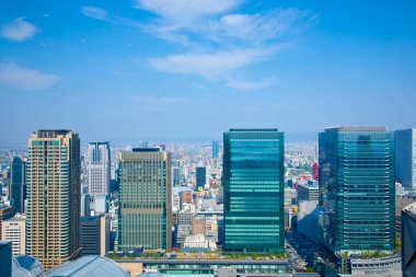 Osaka Japonya Metropolis Skyline Fotoğraf: Umeda Alanı Modern Mimarlık ve Kurumsal Kuleler