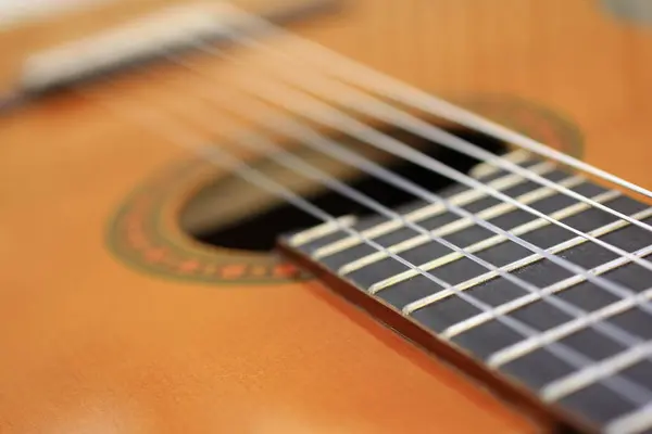 Guitarra Com Cordas Close Vista Fundo — Fotografia de Stock