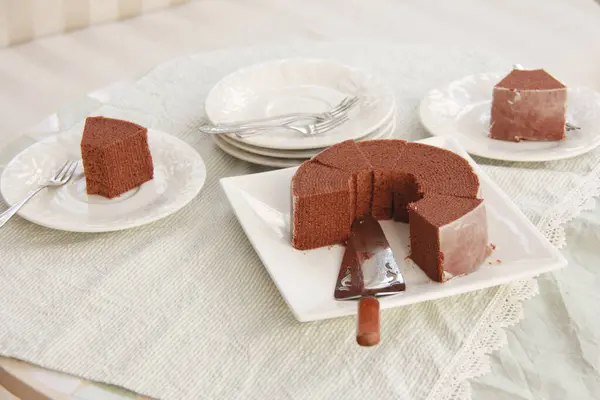 Pastel Chocolate Cortado Plato —  Fotos de Stock