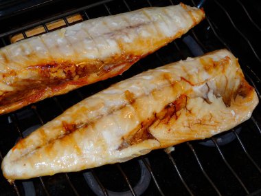 Sebzeli ve baharatlı balık