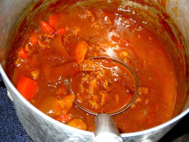 Lezzetli Asya yemeklerinin yakın çekim görüntüsü