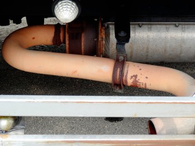 Eski ve paslı boru, endüstriyel arka plan 