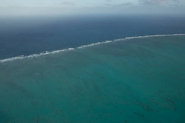 Vista Aérea Hermosa Superficie Agua Mar Turquesa —  Fotos de Stock
