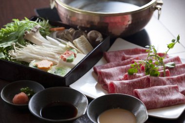 Lezzetli shabu shabu, Japon yemeği.
