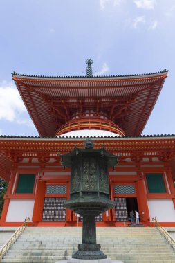 Kongobu-ji Danjo Garan bölgesindeki tapınak, Koyasan, Koya, Ito Bölgesi, Wakayama, Japonya 'daki tarihi Budist tapınağı kompleksi.