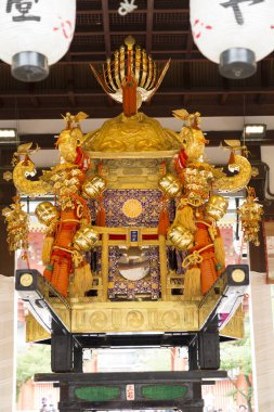 Büyük Mikoshi Kyoto 'daki geleneksel Gion Festivali' nde