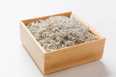 Ançüezli balık istifi.