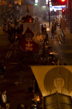 Çin yeni yılı, sokaktaki Çinli insanlar.