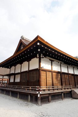 Eski bir Japon tapınağının büyüleyici görüntüsü