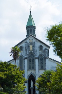 Şehirdeki katedral binası manzarası, din kavramı