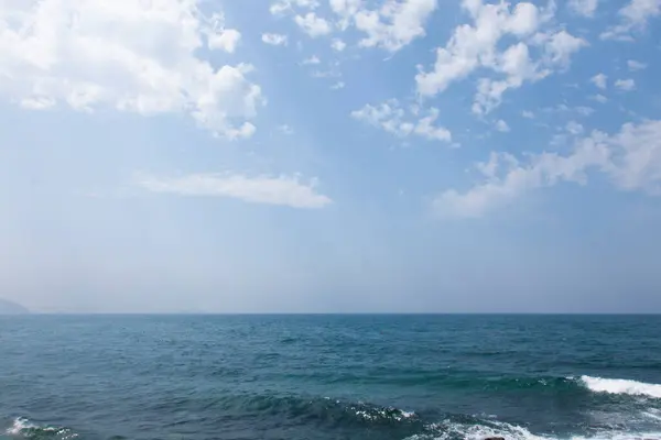 Hermosa Vista Natural Las Olas Del Mar Cielo Azul —  Fotos de Stock
