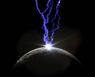 Güçlü mavi şimşek uzayın derinliklerindeki karanlık bir gezegenin yüzeyine çarpar..