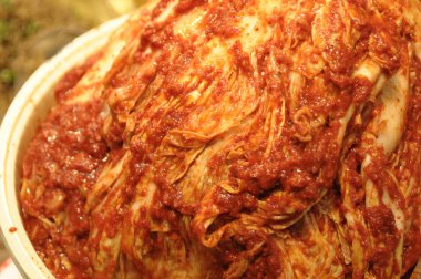 Taze ve lezzetli kimchi, yakından bak.