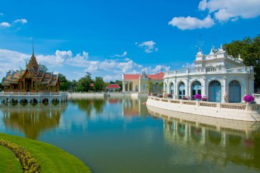 Antik Asya 'nın mirasını ön plana çıkaran muhteşem geleneksel bir tapınak. Huzur ve motivasyon arayanlar için huzurlu bir cennet görevi görüyor..