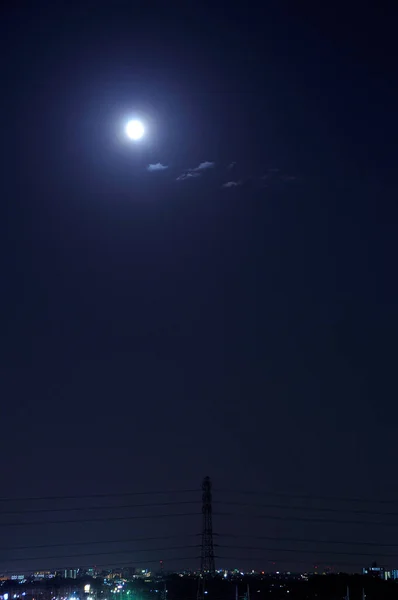Maan Donkere Hemel Met Wolken — Stockfoto
