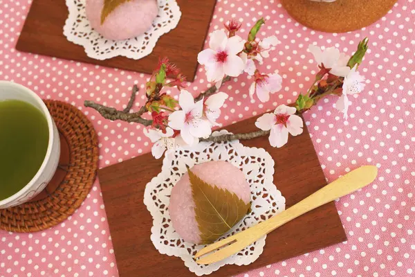 Japoński Tradycyjny Deser Cherry Tree Rice Cakes — Zdjęcie stockowe