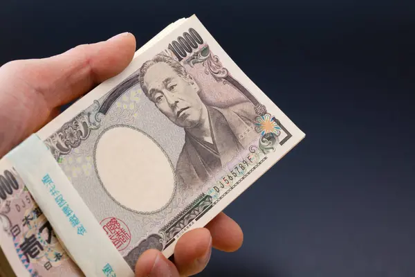 Main Homme Tenant Argent Japonais Des Billets Yen — Photo
