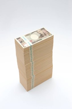 Japon para birimi, Yen banknotları yığını, finansal geçmiş 