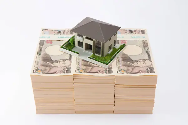 Notas Iene Japonês Modelo Casa Fundo Branco — Fotografia de Stock