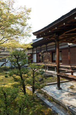 Güzel Japon tapınağı, Budizm konsepti