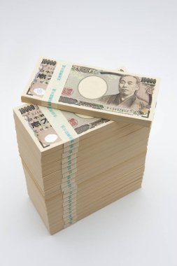 Japon para birimi, Yen banknotları yığını, finansal geçmiş 