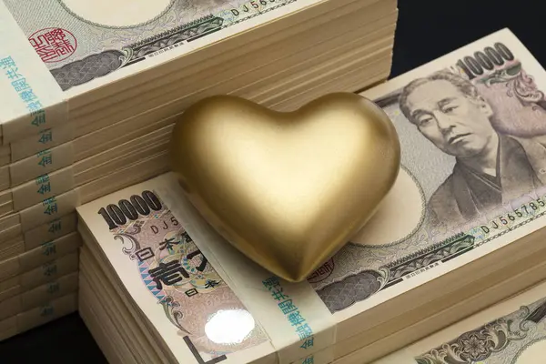 Mata Uang Jepang Uang Yen Dengan Hati Emas — Stok Foto