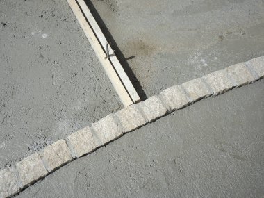 Şehir şantiyesine inşa edilen yeni binanın görüntüsü