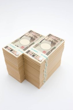 Japon para birimi, Yen banknotları yığını, finansal geçmiş 