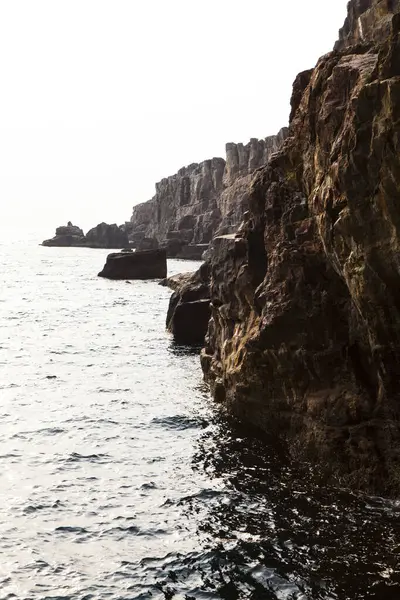 Mooie Zeekust Met Kliffen Natuurlijke Achtergrond Prachtige Zonsondergang Zee — Stockfoto