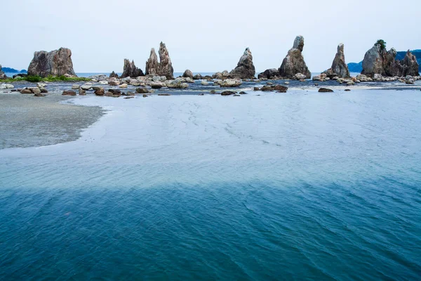 Malowniczy Widok Morze Majestatycznymi Klifami Piękny Krajobraz Morski Tło Natury — Zdjęcie stockowe