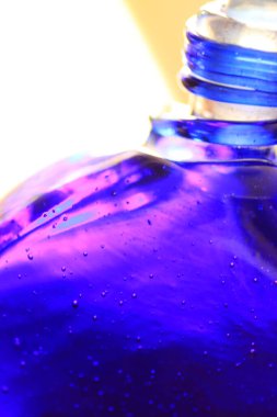 Soyut yaratıcı arka plan, kristal bir camın makro görüntüsü.             