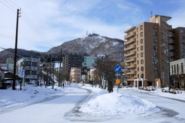 Hakodate, Japonya 'daki karlı sokak sahnesi, 
