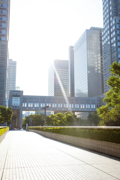 Edifícios Modernos Céu Azul Tóquio Japão — Fotografia de Stock