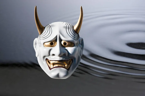 Imagen Collage Digital Con Máscara Teatro Demonio Tradicional Japonés — Foto de Stock