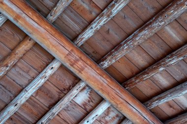 Eski bir binanın çatısının dokusu.