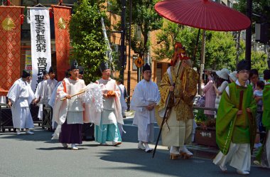 Japonya - Ağustos 2014: Japonya 'da halk Kamakura Matsuri Festivali' ni kutladı.