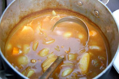 Lezzetli Asya yemeklerinin yakın görüntüsü