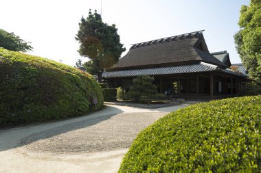Japonya 'daki güzel, antik bir tapınağın görkemli bir görüntüsü.