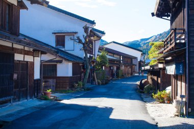 Japonya 'daki eski geleneksel Japon evleri.