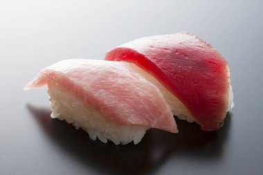 Geleneksel taze suşi.