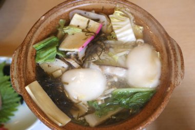 Lezzetli Asya yemeklerinin yakın görüntüsü